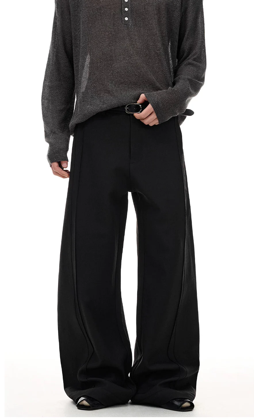 Barrel-Leg Panel Pleated Trousers