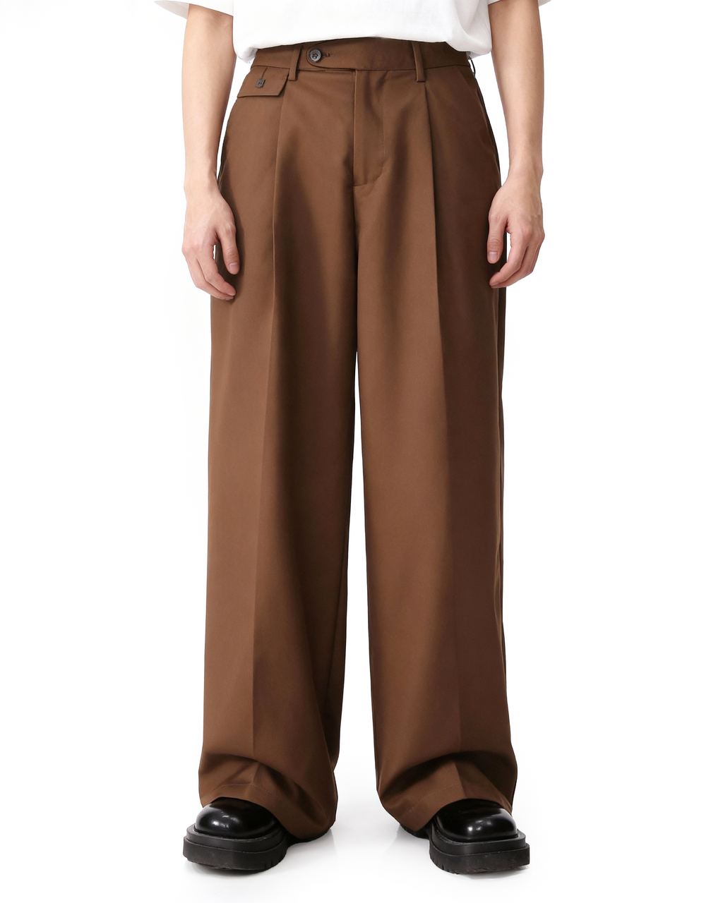 Pleated Wide Leg Low-Waisted Trousers