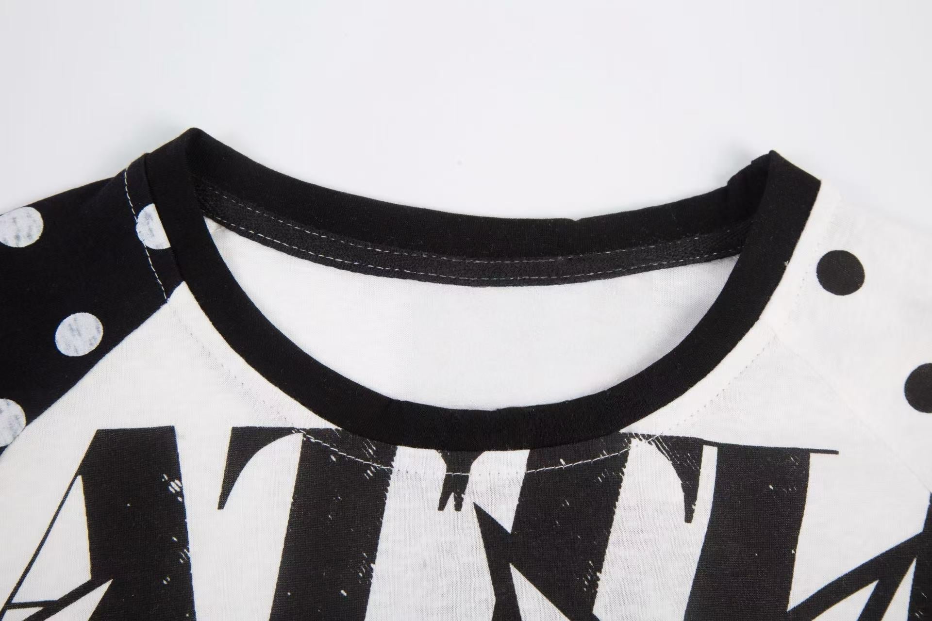 CapCabin “Starry City Contrast Raglan Tee”