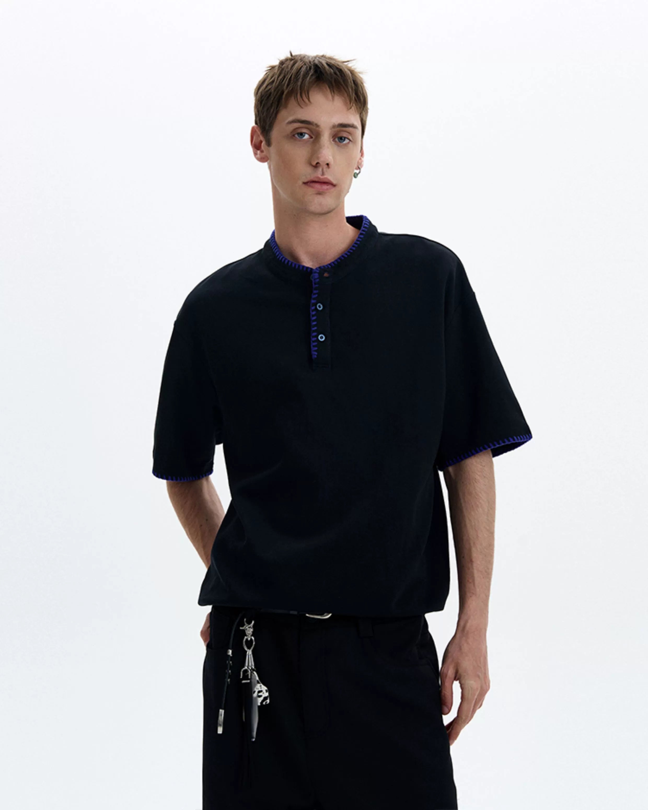 Contrast Stitch Trim Henley Neck Short Sleeve Top