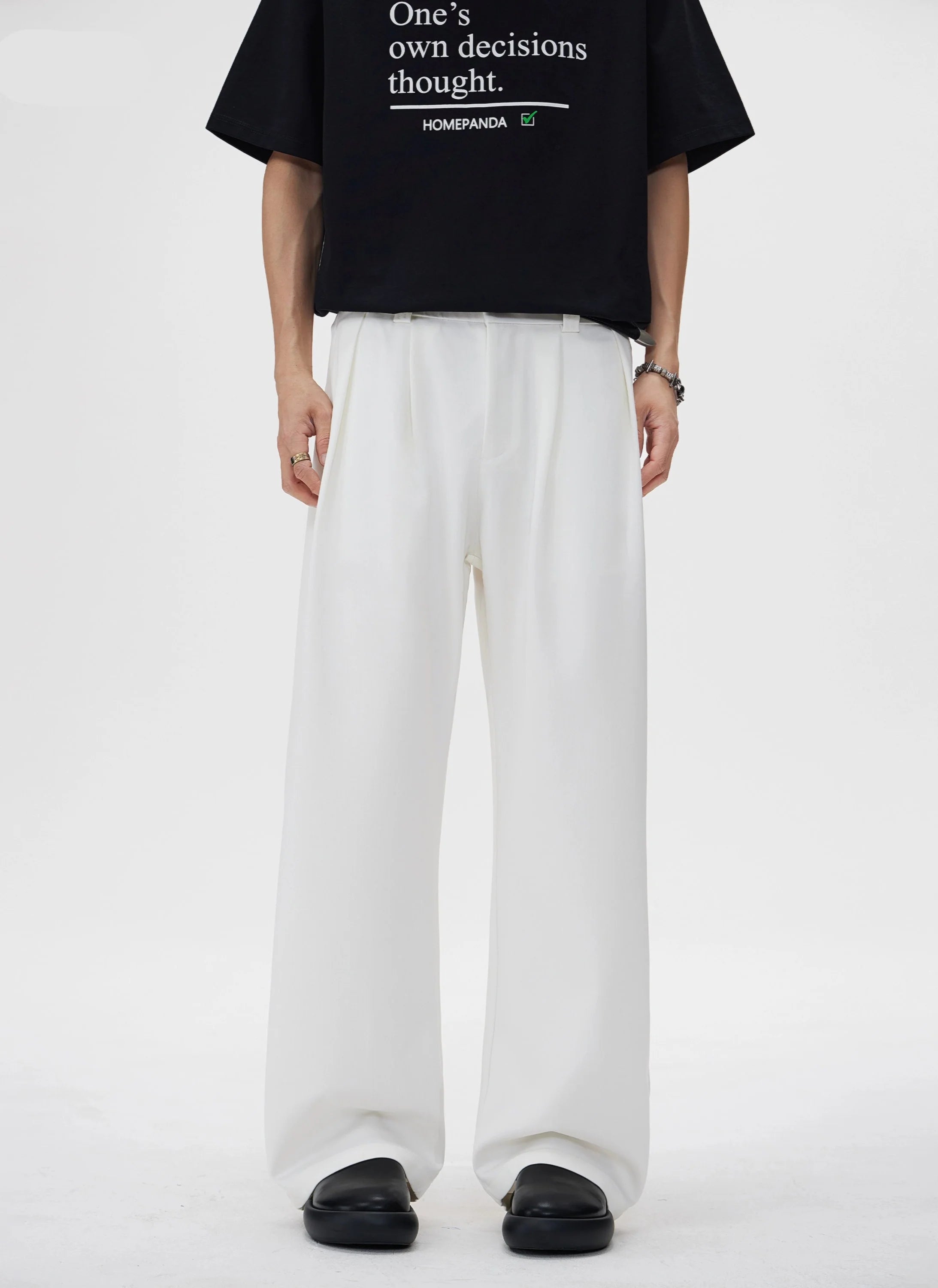 Pleated Wide Leg Semi-Barrel Trousers