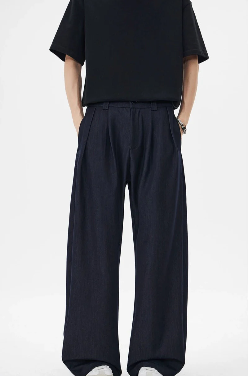 Pleated Wide Leg Semi-Barrel Trousers