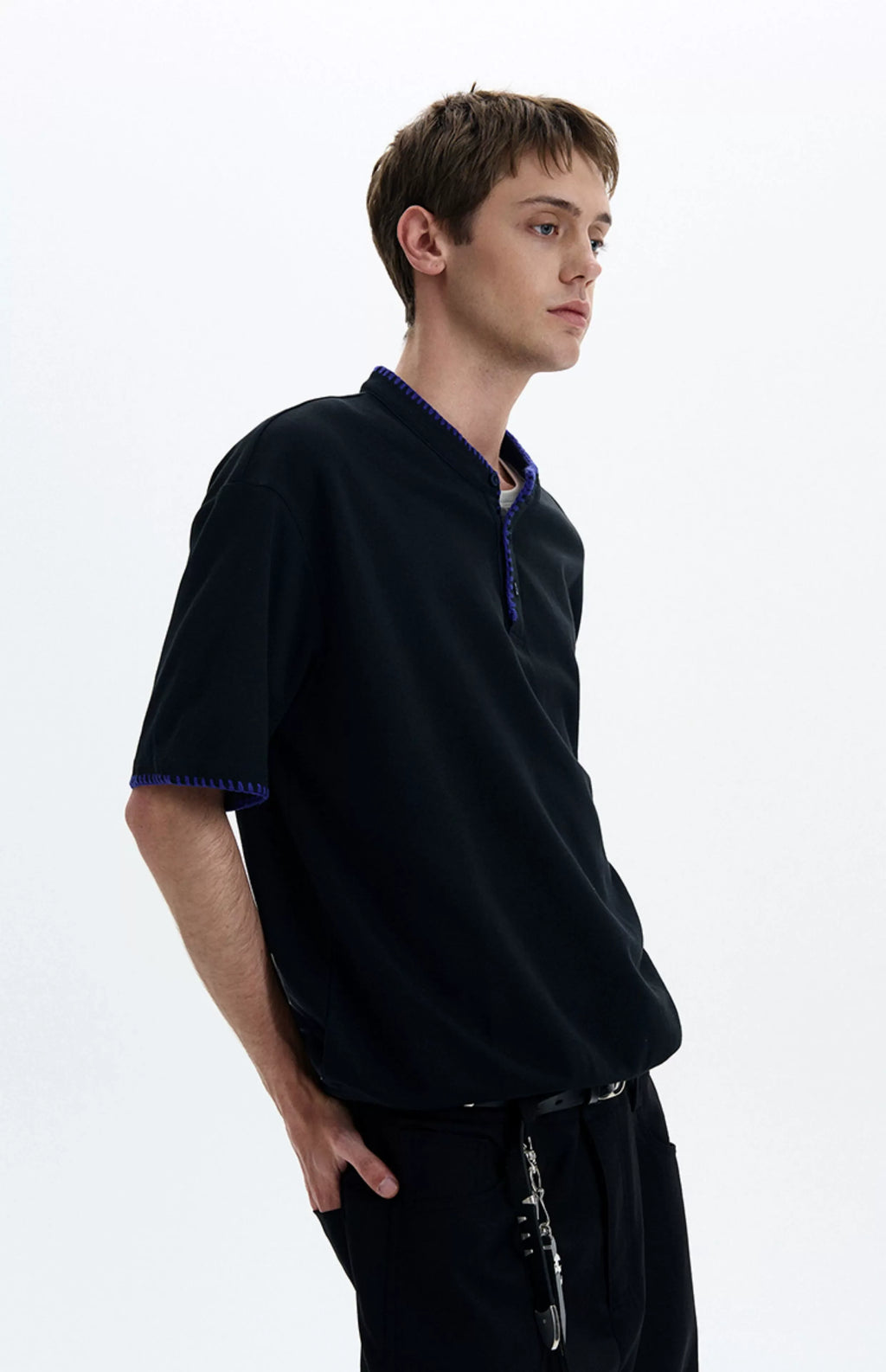 Contrast Stitch Trim Henley Neck Short Sleeve Top