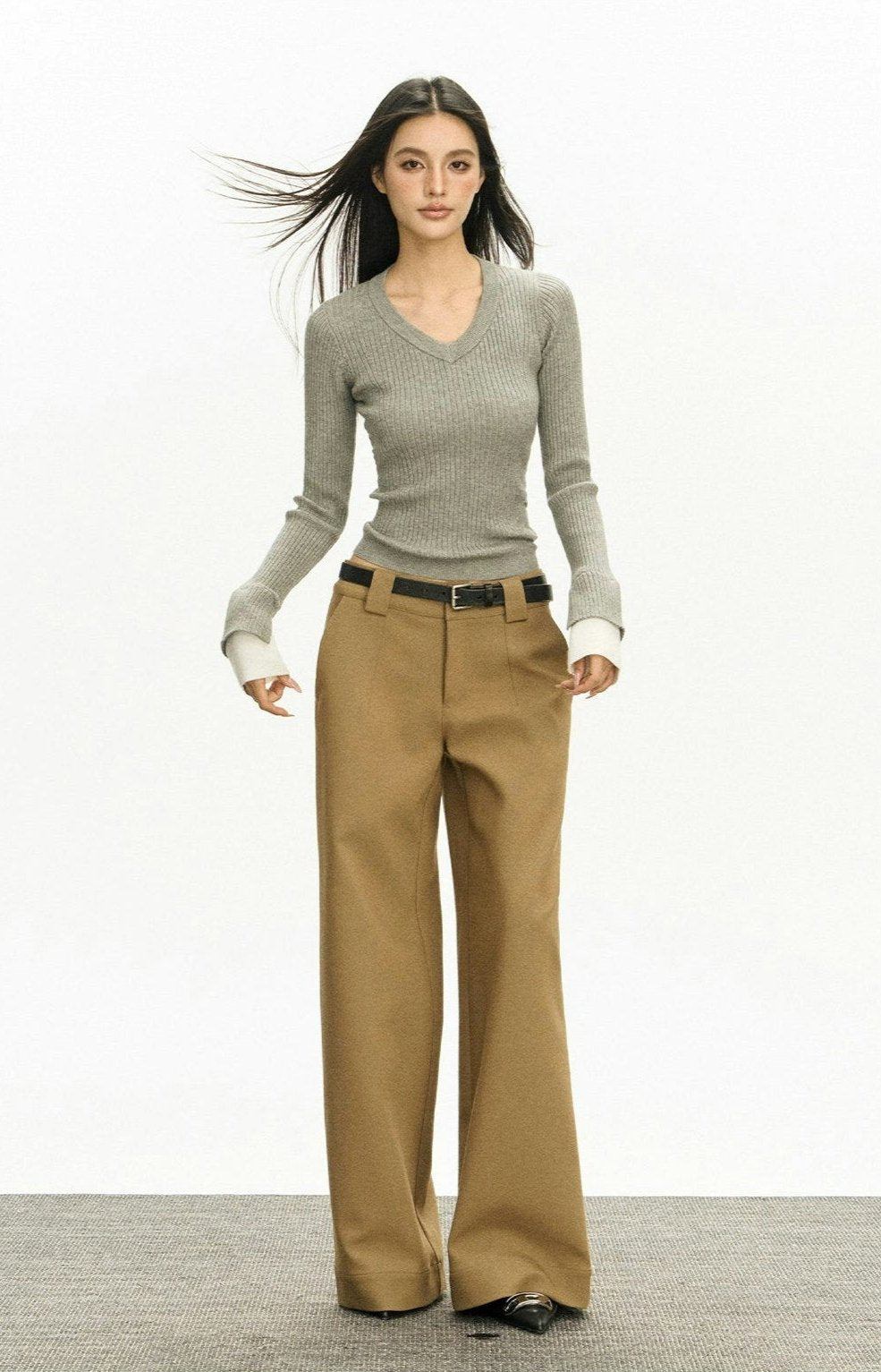 Ribbed V-Neck Two Tone Long Sleeve Knit Top