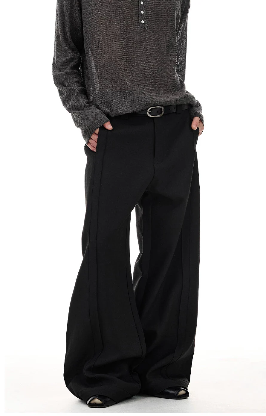 Barrel-Leg Panel Pleated Trousers
