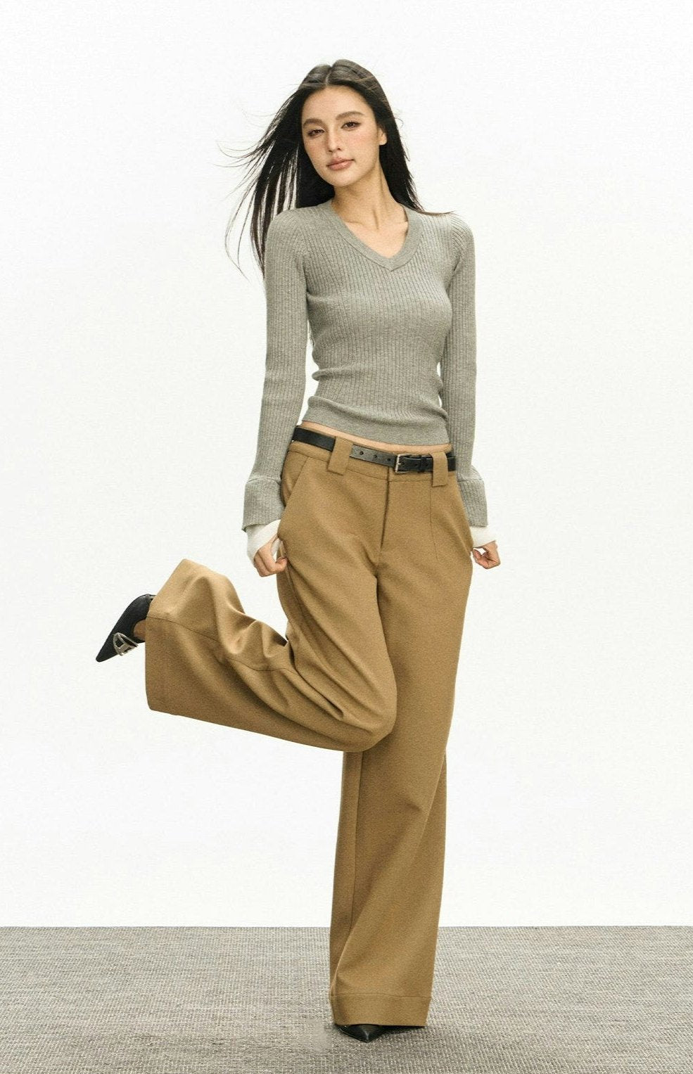 Ribbed V-Neck Two Tone Long Sleeve Knit Top
