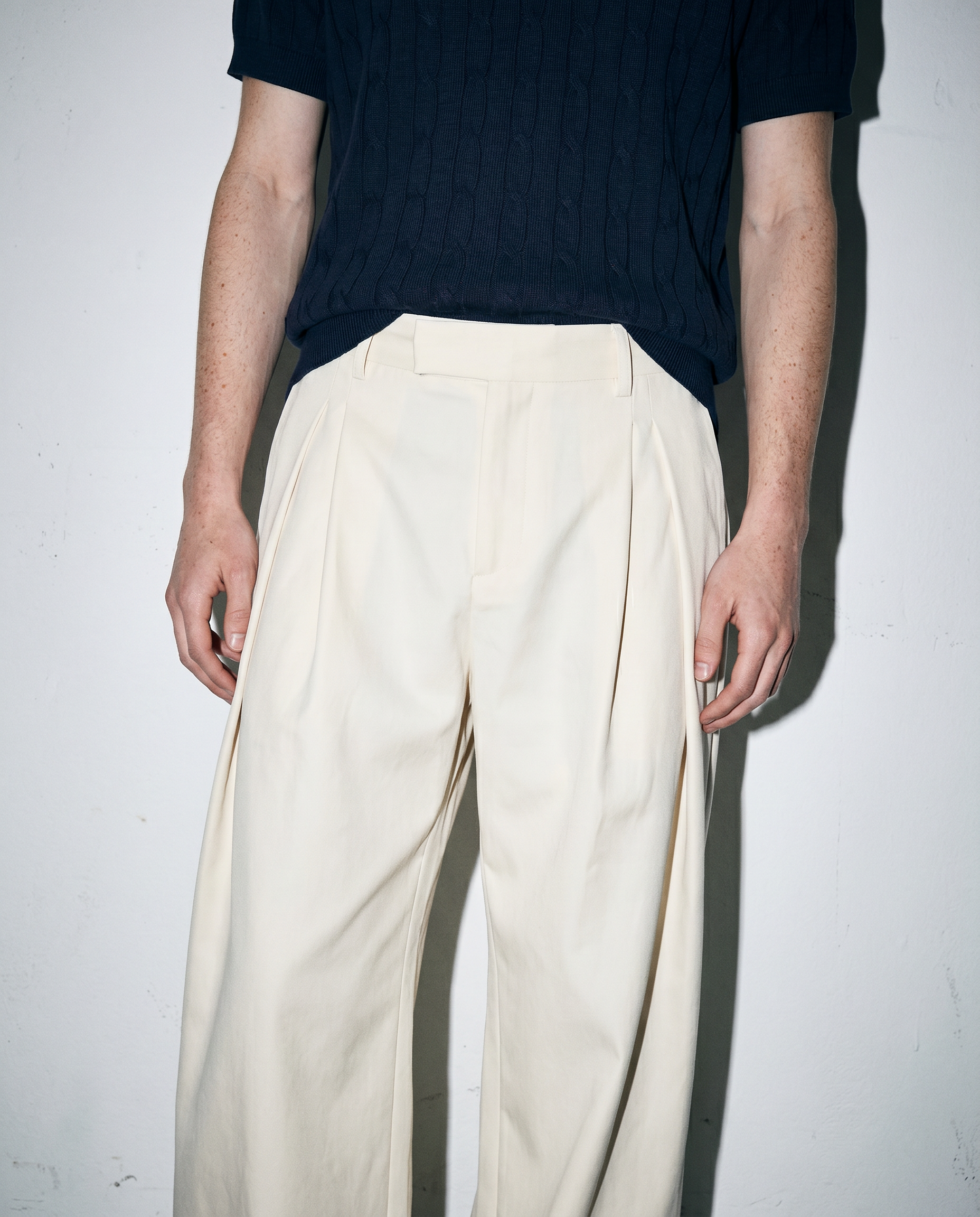 Barrel Leg Deep-Pleated Trousers