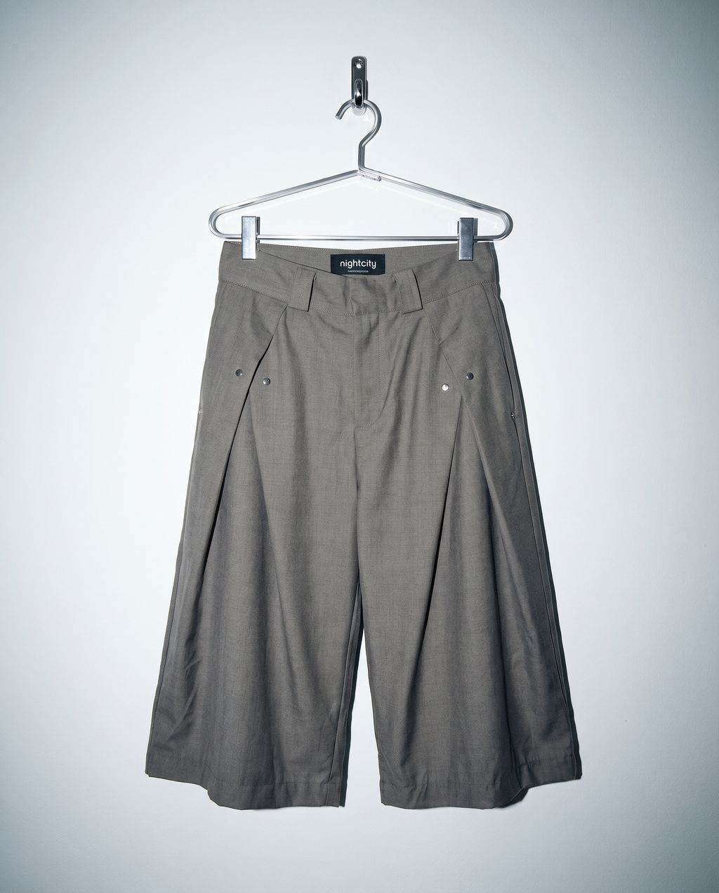 Pleated Rivetted Bermuda Shorts