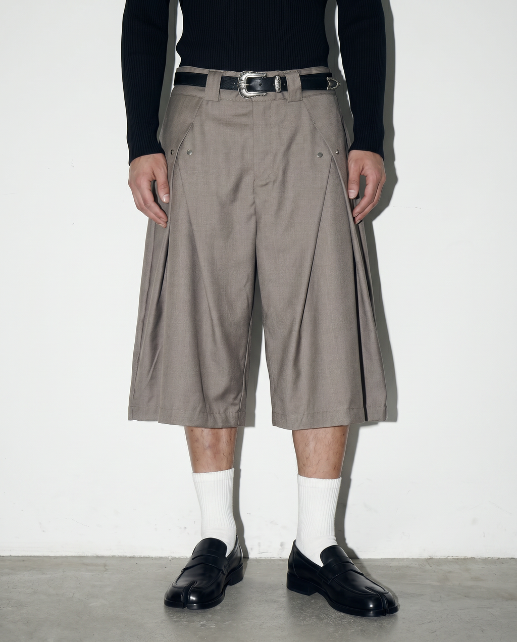 Pleated Rivetted Bermuda Shorts