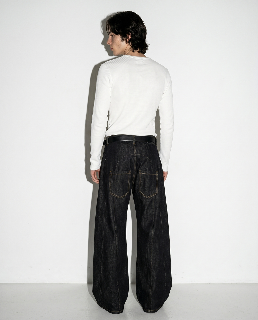Wide Leg Contrast Stitch Split-Seam Raw Jeans