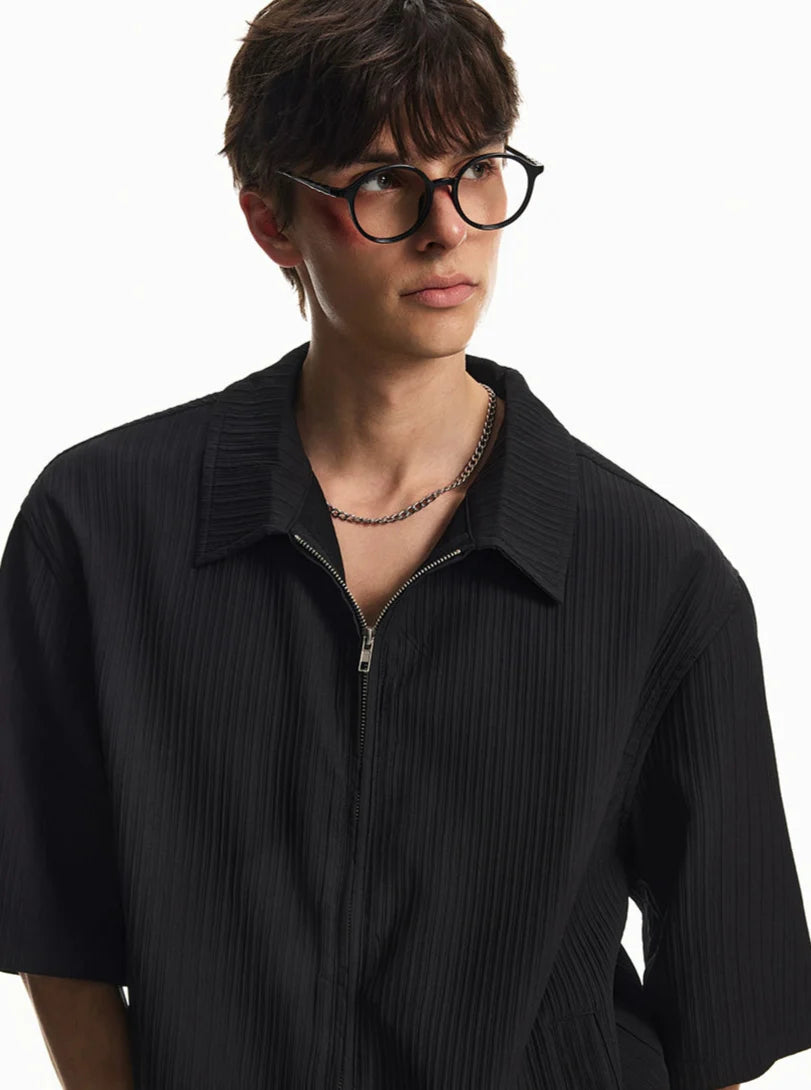 Ribbed Zip-Up Short Sleeve Shirt with Spread Collar