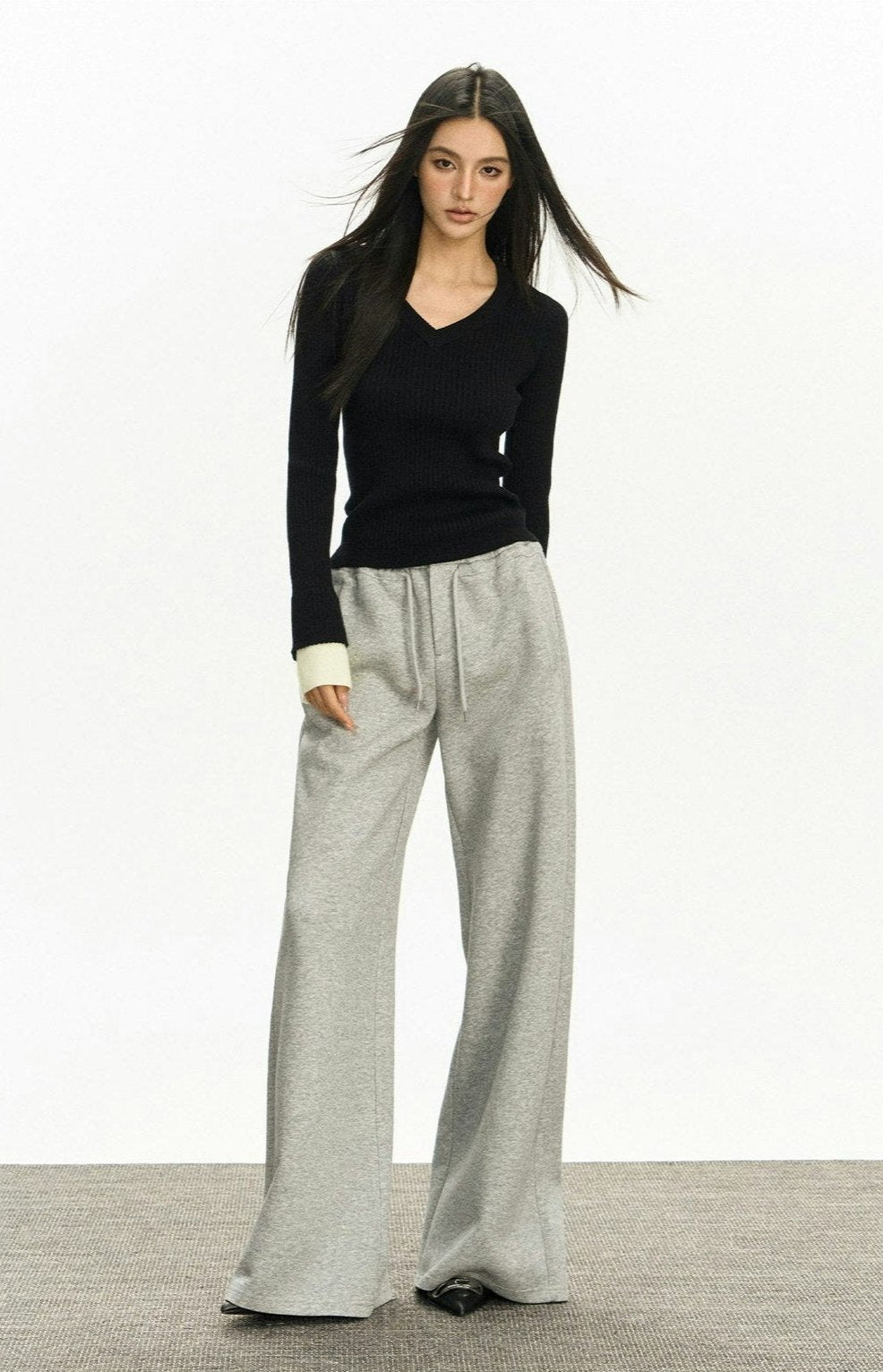 Ribbed V-Neck Two Tone Long Sleeve Knit Top