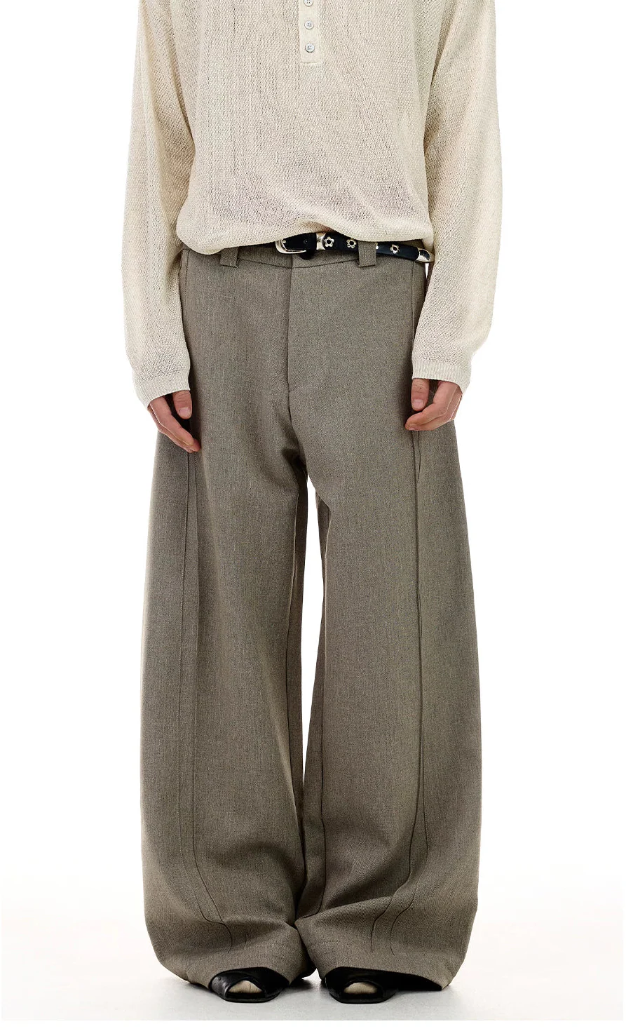 Barrel-Leg Panel Pleated Trousers