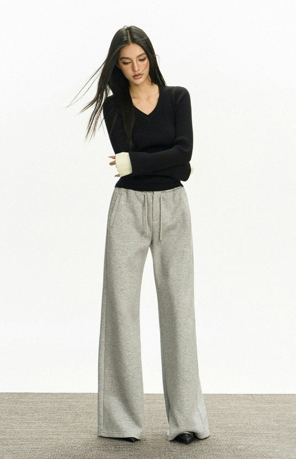 Ribbed V-Neck Two Tone Long Sleeve Knit Top