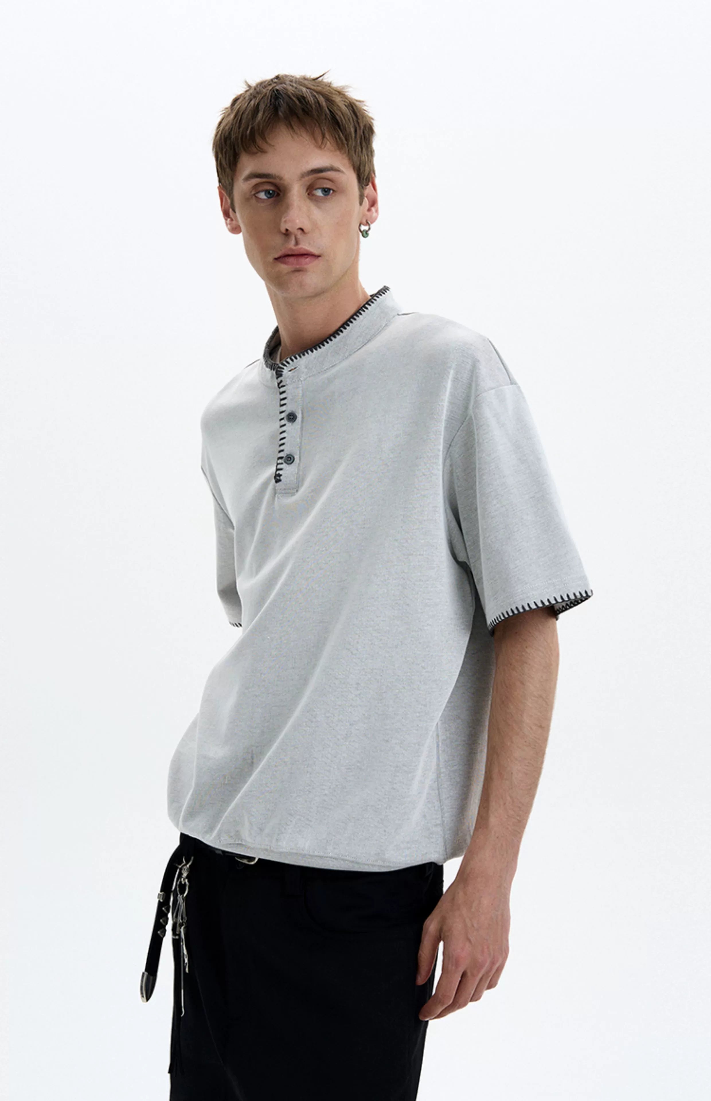 Contrast Stitch Trim Henley Neck Short Sleeve Top