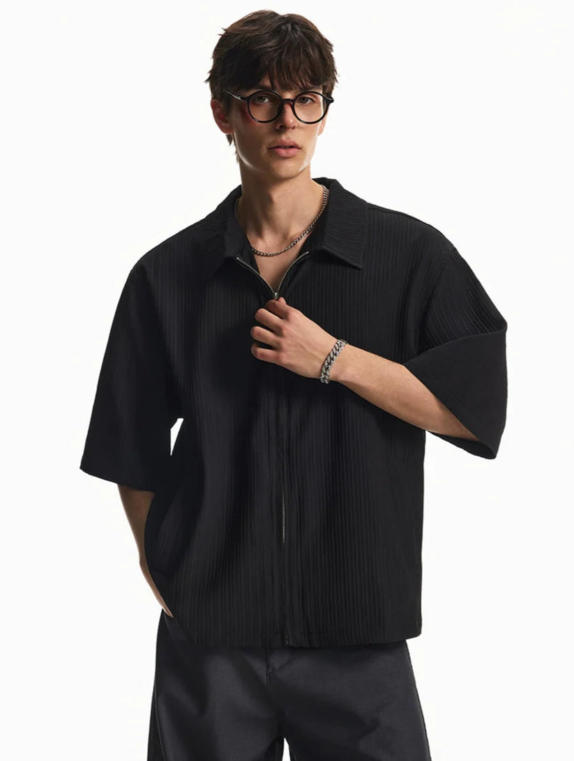 Ribbed Zip-Up Short Sleeve Shirt with Spread Collar