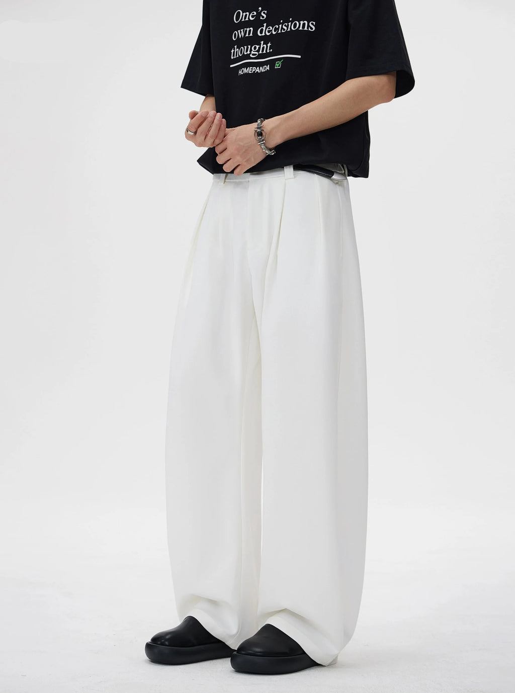 Pleated Wide Leg Semi-Barrel Trousers