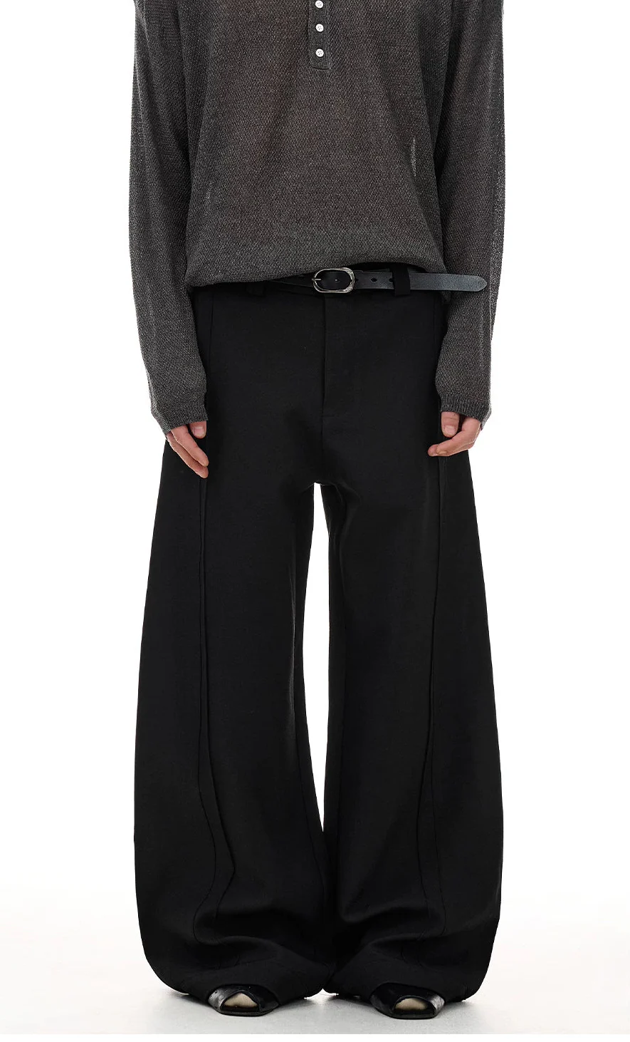Barrel-Leg Panel Pleated Trousers
