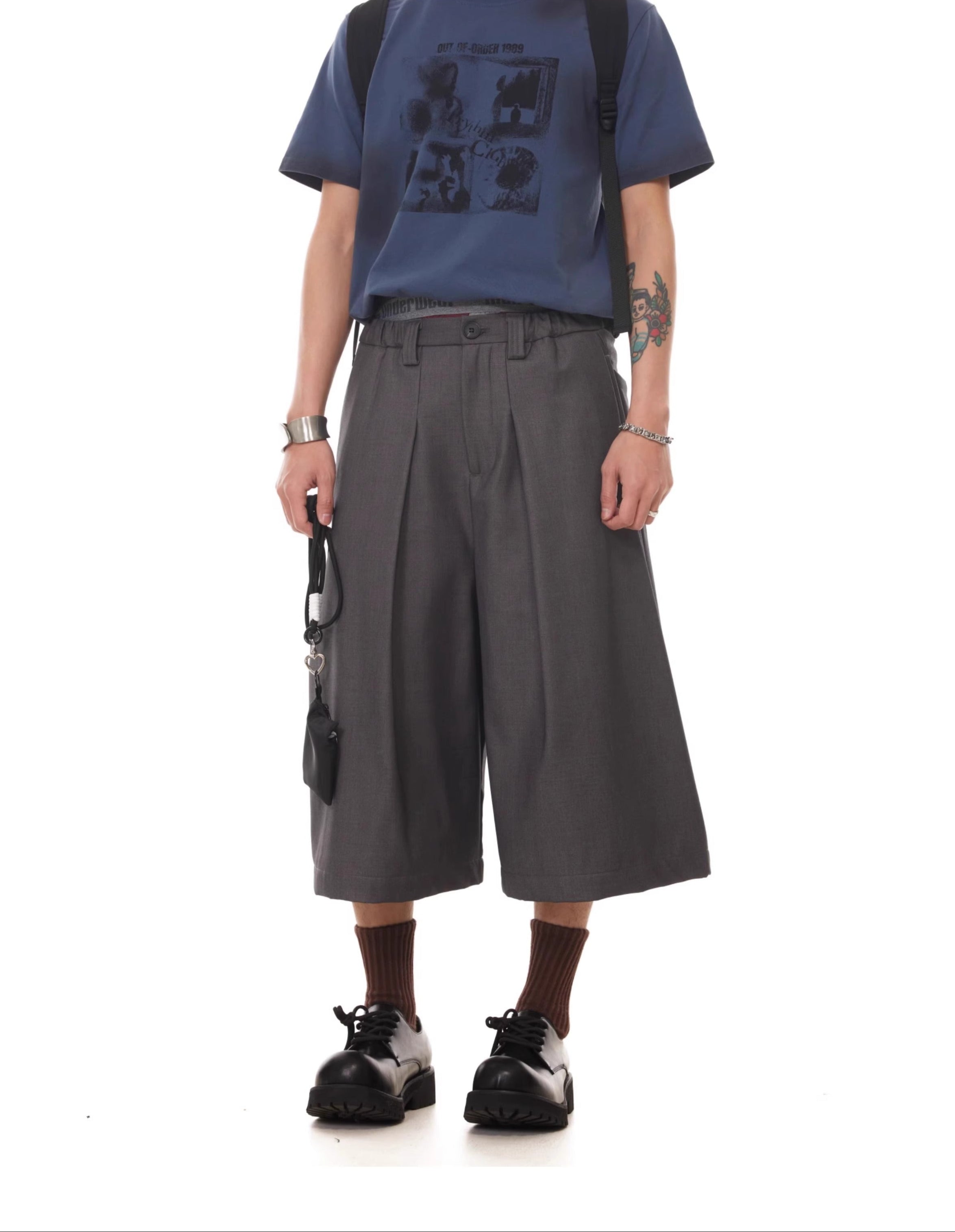 Elastic Waist Wide Leg Bermuda Shorts